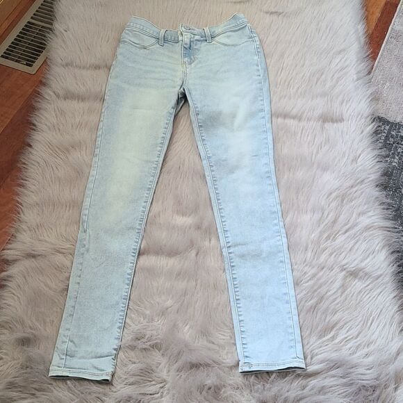 Old Navy Other - Old navy girls high waisted‎ light blue Rockstar jeggings size 16